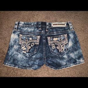 Rock revival shorts size 27